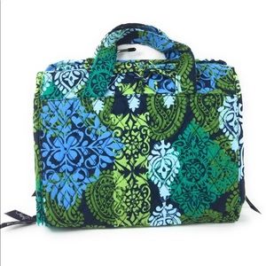 Vera Bradley hanging organizer